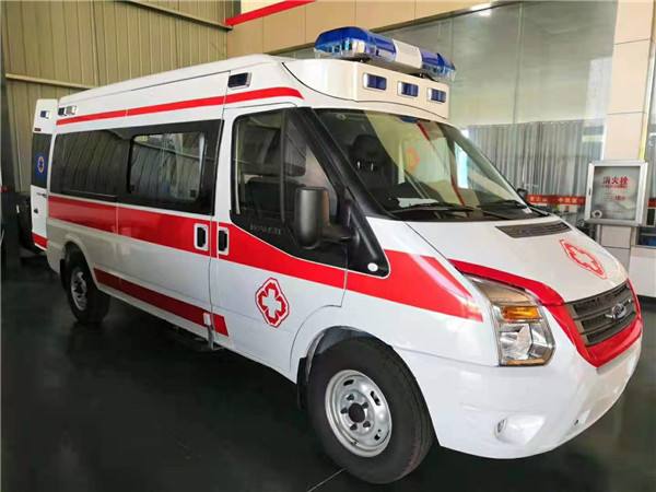 香河县福特V362救护车